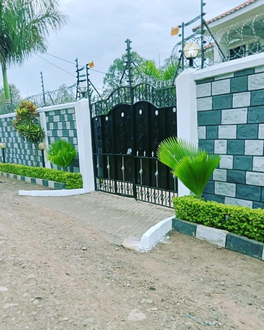 Sofitel 3 Bedrooms Own Compound Mamboleo Kisumu Esterno foto